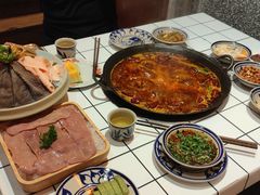 -旧街市鲜货老火锅(大光路店)