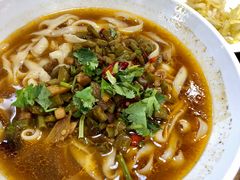酸豆角肉沫刀削面-晋宝章大同刀削面(和平里店)
