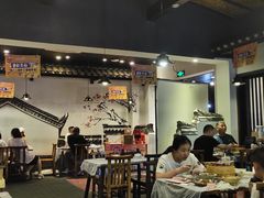 大堂-靓靓蒸虾(中山公园店)