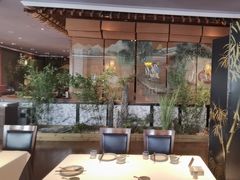 -八府香鸭·啫啫煲(华山路店)