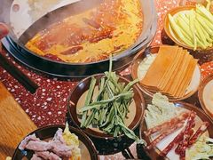 -赵美丽·重庆社区火锅·直营店(火车东站·中豪国际店)