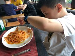 -WOLFGANG PUCK KITCHEN & BAR(迪士尼小镇店)