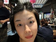 -瑞虹新天地月亮湾
