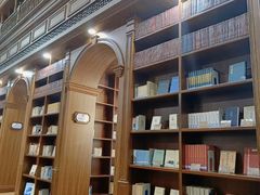 -武汉大学图书馆·文理学部总馆