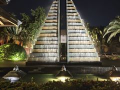 -海南清水湾莱佛士酒店