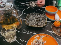 -川流不息·地道川菜·小龙虾(松东路店)