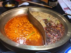 -沸炉重庆老火锅(军事博物馆店)