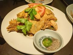 -大头虾越式风味餐厅(光明广场店)