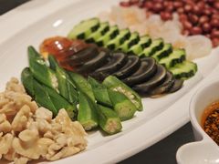 -俭寨大盘鸡·手抓肉·烧烤新疆菜(乌苏路店)