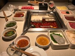 -海底捞火锅鲜切牛肉主题店(长寿路店)