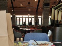 -WOLFGANG PUCK KITCHEN & BAR(迪士尼小镇店)