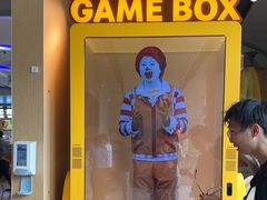 -麦当劳(中二横路店)