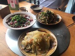 -郑件洋芋饭庄