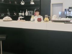 -深圳锦龙奥迪4S店(前海店)