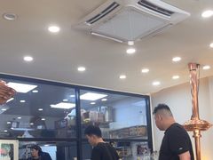 -臻牛烤肉