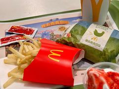 -麦当劳(新天地得来速店)