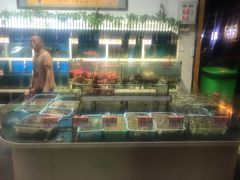 -鑫悦楼煎蟹·16年海鲜大排档