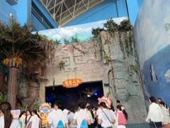 -泉城欧乐堡海洋极地世界