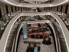 -上海滴水湖皇冠假日酒店