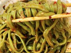 油泼菠菜面-老陈婆手工面庄