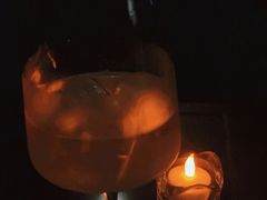 -Whisper Bar 