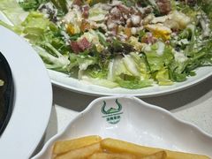 -汤姆家的牛排意面披萨(新城市广场店)