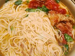 -亮亮面馆(经六路店)