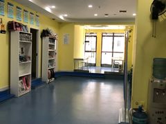 -瑞鹏宠物医院·爱宠堂·骨外专科(西荷分院)