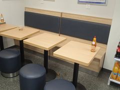 -711便利店(南海玫瑰园7084店)