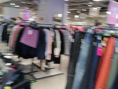 -唯品会(北京国瑞城店)