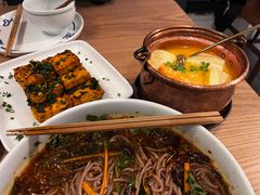 -一坐一忘云南菜(嘉里中心店)