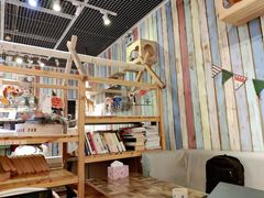 大堂-小时光咖啡馆(开森度假森林店)