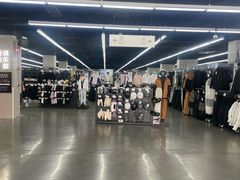 -迪卡侬(顺峰山店)