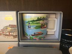 -星巴克(杭州湖滨银泰E区店)