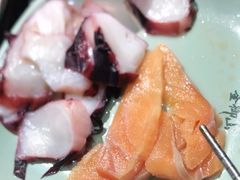 -釜御山海鲜烤肉火锅自助(新城市中心店)