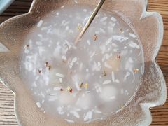 -蜜桃餐厅·伴山(湖滨商业街店)