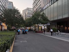 -时代奥城商业广场