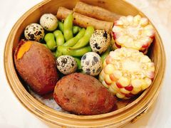 -东豪园林海鲜酒家(南港路辅路店)