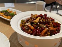 -渝信川菜 · 川味家常菜(财富购物中心店)