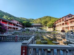 -石峰岩寺