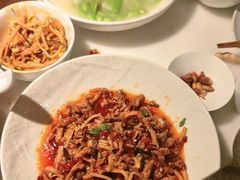 -初蓉丨遇见新川菜(亲贤街荣耀店)