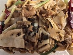 外婆菜炒版纳甜竹笋-云尊府云南菜(华宇购物中心店)