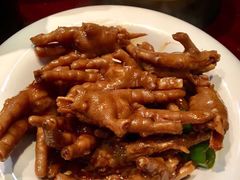 -霄汉牛三鲜湖北砂锅菜(万松园2店)