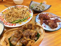 -勺子米线·云南传统小吃市集(四方街店)