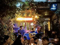 -城墙外BAR