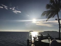 -Sunset Bar(丹绒亚路香格里拉店)