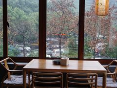 靠窗位-礼耕堂·百年茶人餐厅(梅家坞店)
