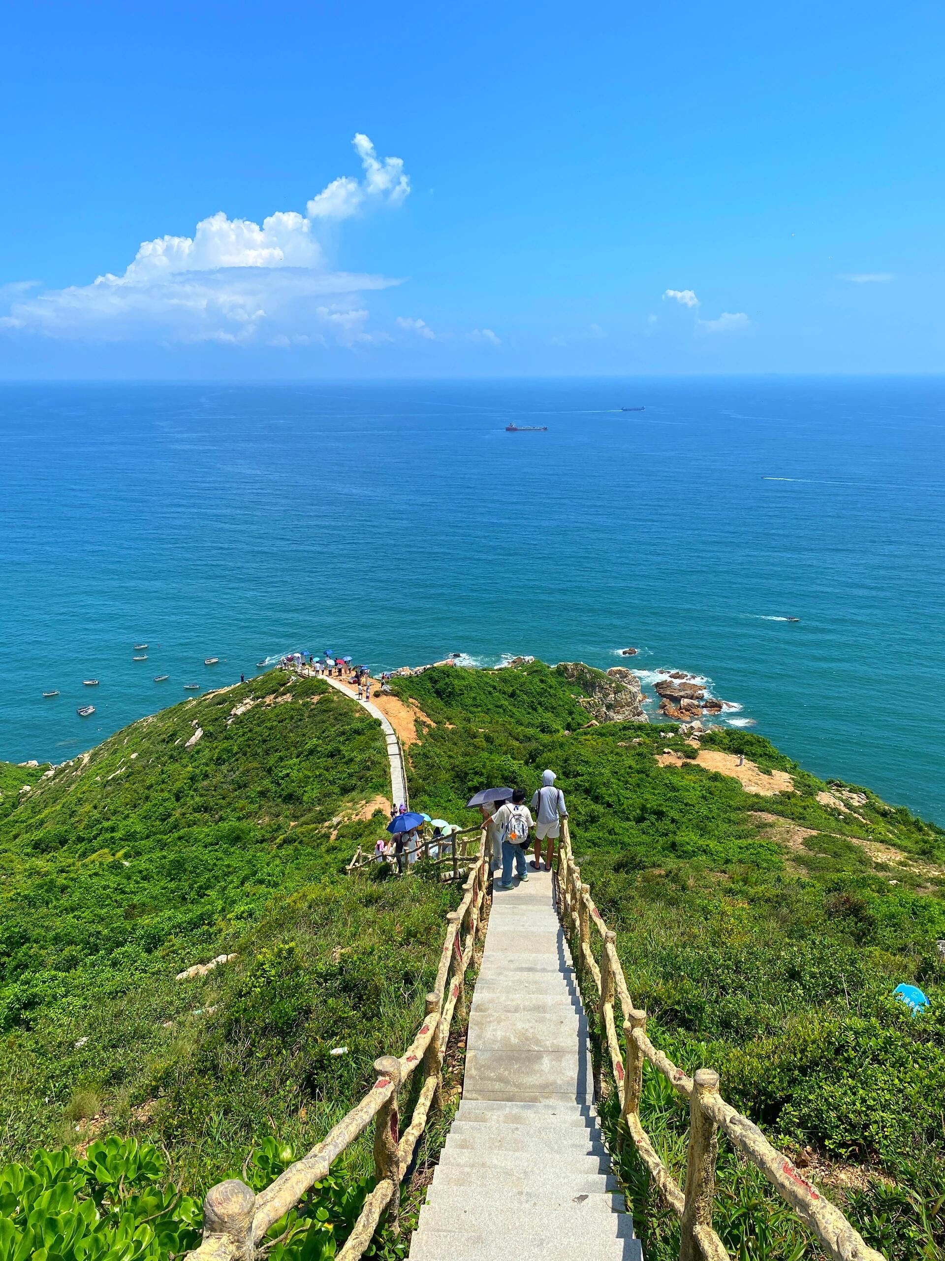 深圳的海 真的 超级蓝