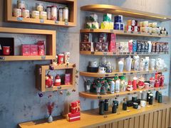 零售区-星巴克臻选(深圳嘉里建设广场店)