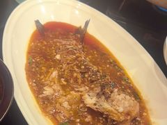 -帅巴人舅母子腊蹄民俗村